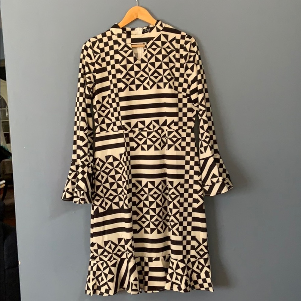 CBR Black and White Long-Sleeve Bell Dress